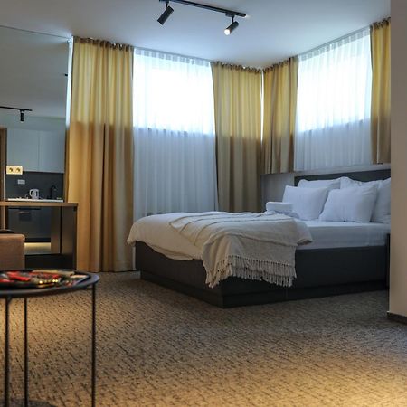 Studio Apartments Visit Point 塞拉耶佛 外观 照片